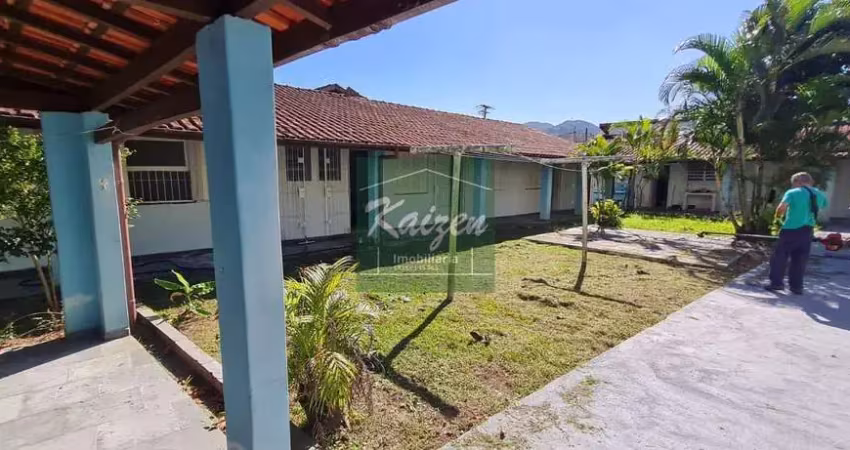Casa comercial à venda na Vila Atlântica, Mongaguá 