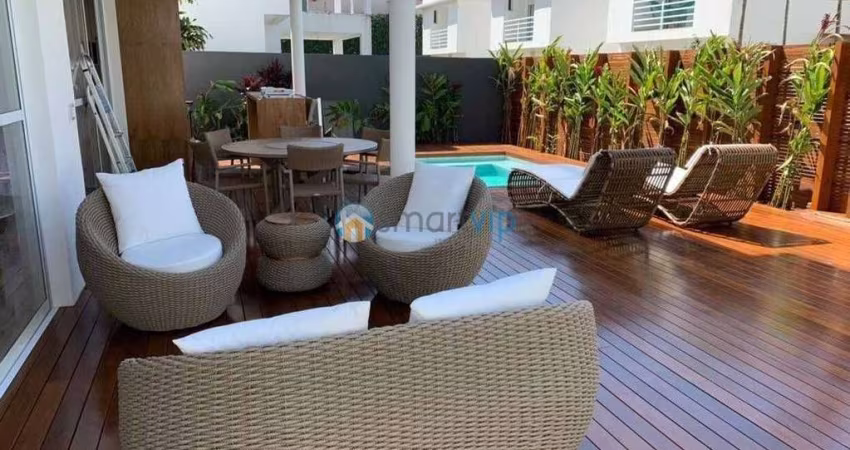 Casa de Condomínio Pé na Areia em Maresias com Piscina Privativa e 4 Suítes