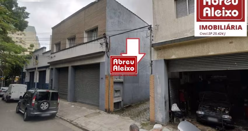 GALPÃO ANTIGO , LOCALIZADO NO BAIRRO DO BRÁS - PRÓXIMO ESTAÇÃO BRESSER DO METRÔ - COM 535 M² DE ÁREA CONSTRUIDA E TERRENO COM 651 M² - OPORTUNIDADE DE NEGÓCIO !