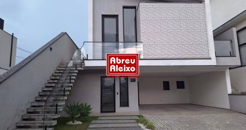 MOGI DAS CRUZES -  CONDOMINIO ARUÃ BRISAS - CASA TÉRREA NOVÍSSIMA , COM 3 SUITES + SALA, COZINHA AMERICANA, ÁREA GOURMET COM CHURRASQUEIRA, PISCINA, GARAGEM PARA 4 AUTOS _ ESCRITORIO - LIGUE PARA AGEN