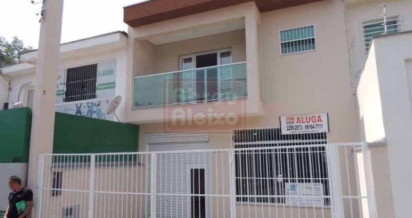 Prédio Comercial com 2 PAVIMENTOS, ÁREA  DE 230 m²,  para Locação , a 100 metros do Metrô Tatuapé.( Em frente ao cartório ).
