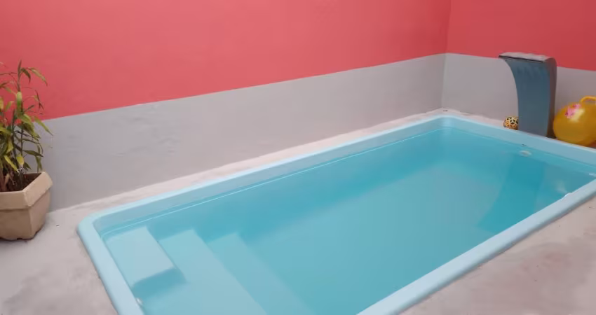 Linda casa com piscina