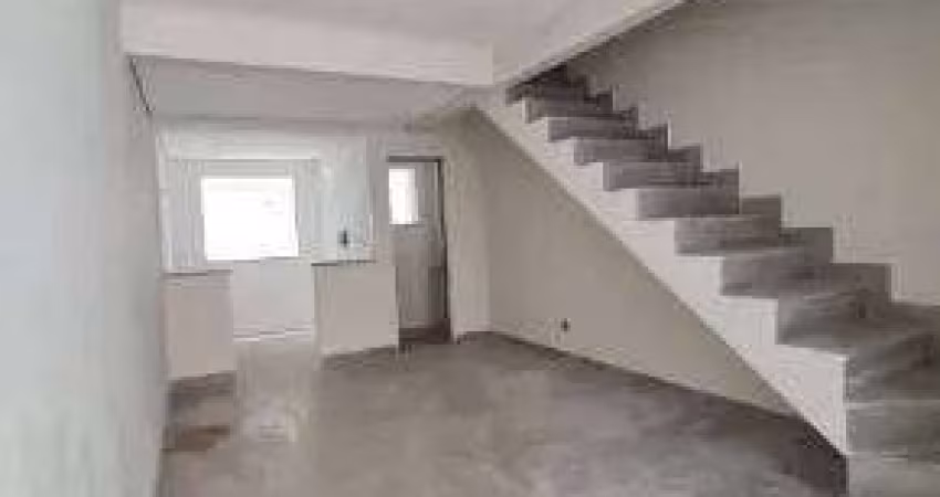 Casa Duplex, nova , bairro Planalto-
80mts