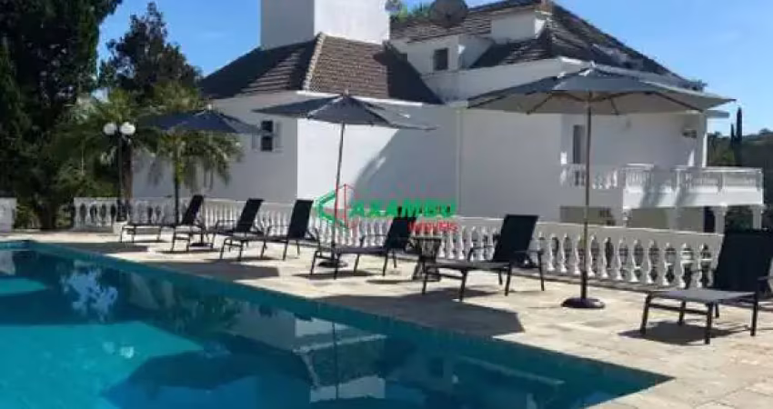 Casa de alto padrão em condomínio à venda em jundiaí-sp, bairro caxambu: 10 quartos, 10 suítes, 3 salas, 15 banheiros, 32 vagas de garagem, 2.000 m² de área.