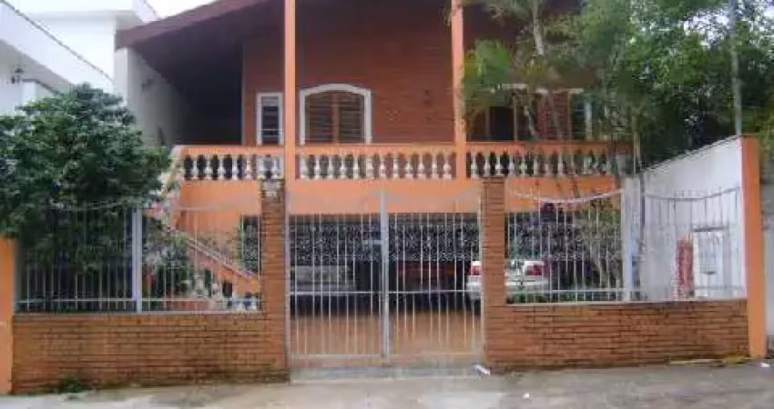 Sobrado à venda em jundiaí-sp, bairro colônia: 3 quartos, 1 suíte, 3 salas, 3 banheiros, 6 vagas de garagem, 274m² de área. venha conferir!