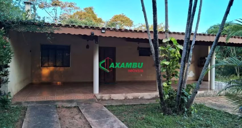 Chácara à venda em jundiaí-sp, bairro ivoturucaia: 2 quartos, 1 suíte, 1 sala, 3 banheiros, 3 vagas de garagem. adquira já!