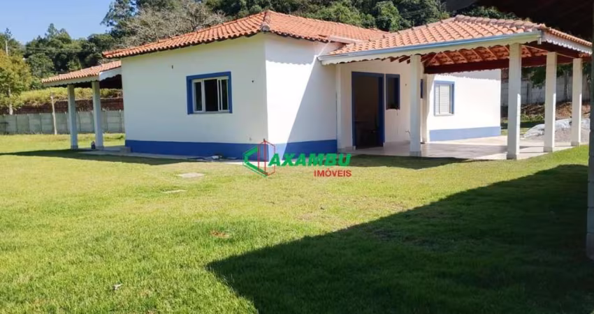 Chácara  em Jundiaí-SP, no bairro Mato Dentro: 4 quartos, 2 suítes, 115 m², 4 vagas de garagem. Aproveite!