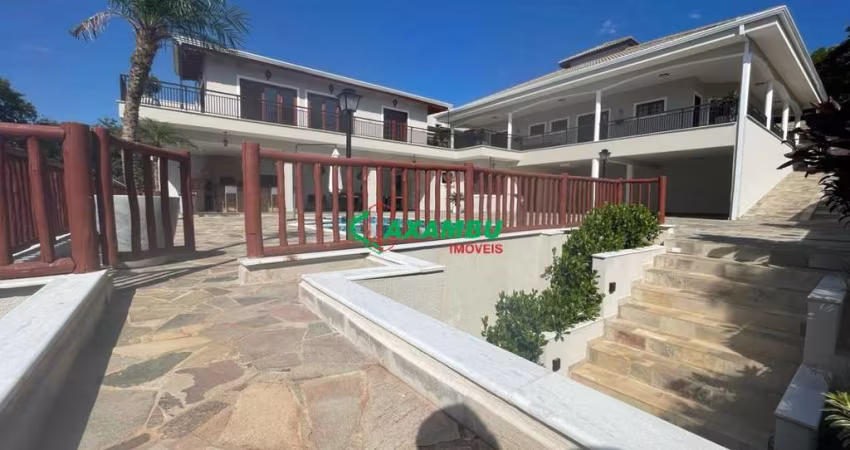 Imperdível oportunidade: Casa de 4 quartos, 3 suítes, 3 salas e 5 vagas - Vale Azul I /Caxambu, Jundiaí-SP com 700m²!