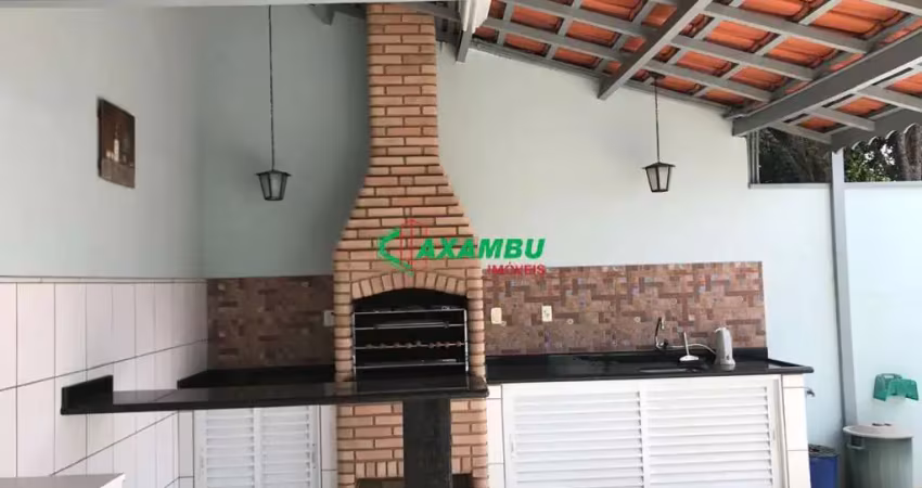 Imperdível oportunidade de adquirir uma casa de 3 quartos com suíte e 5 vagas de garagem em jundiaí-sp, bairro caxambu!