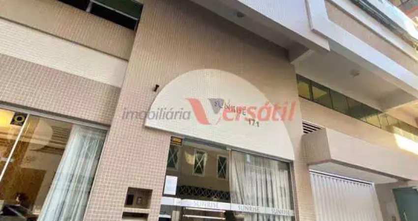 Apartamento com 03 suítes e 03 vagas de garagem , meia praia, itapema - sc