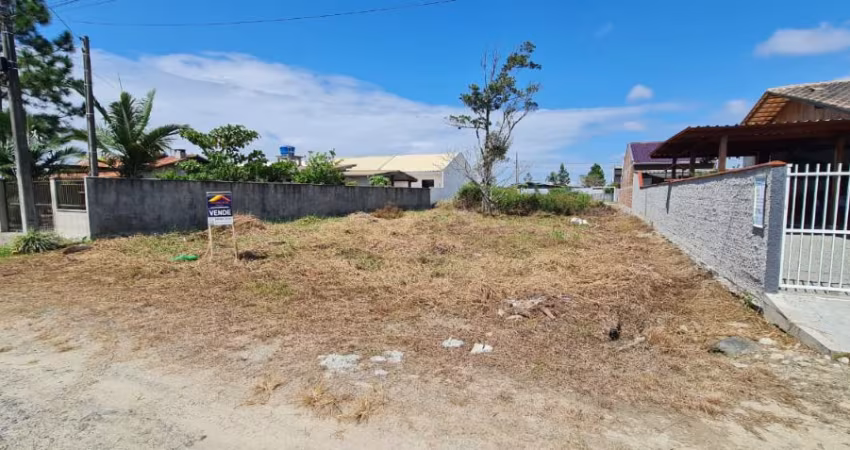Terreno a Venda com 360 m2 Praia do Ervino São Francisco do Sul/SC.