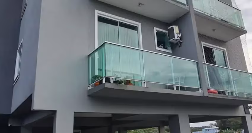 Aluga-se cobertura duplex com 02 quartos joinville.
