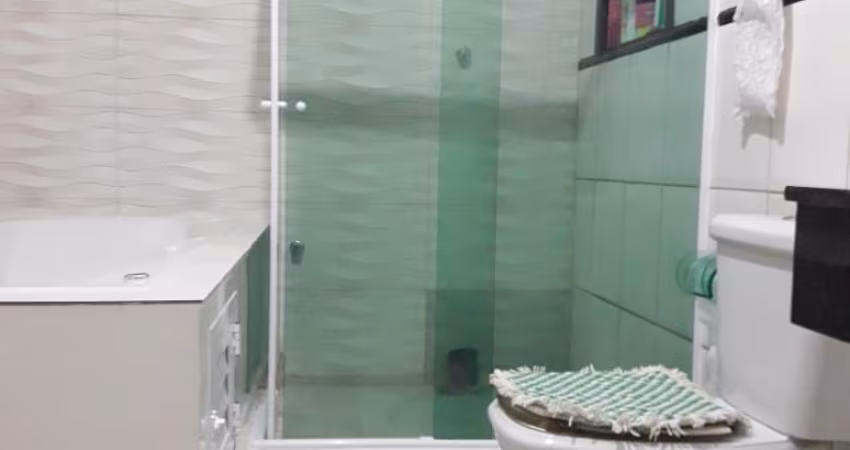 CASA DUPLEX - 146 m² - 03 DORMITÓRIOS - SUITE - VARANDA - VAGA