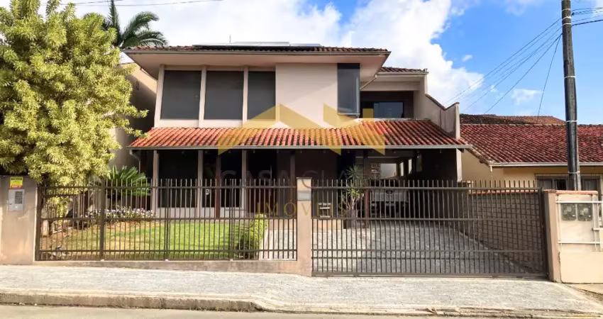 Charmosa e aconchegante casa no bairro floresta em joinville!