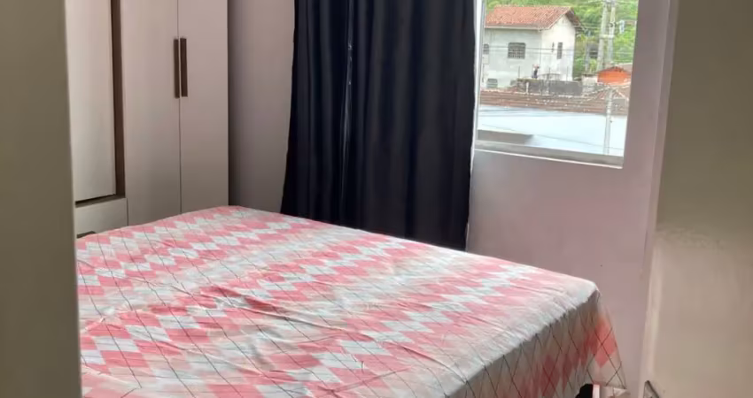 Otimo apto à venda com 3 quartos no bairro costa e silva joinville