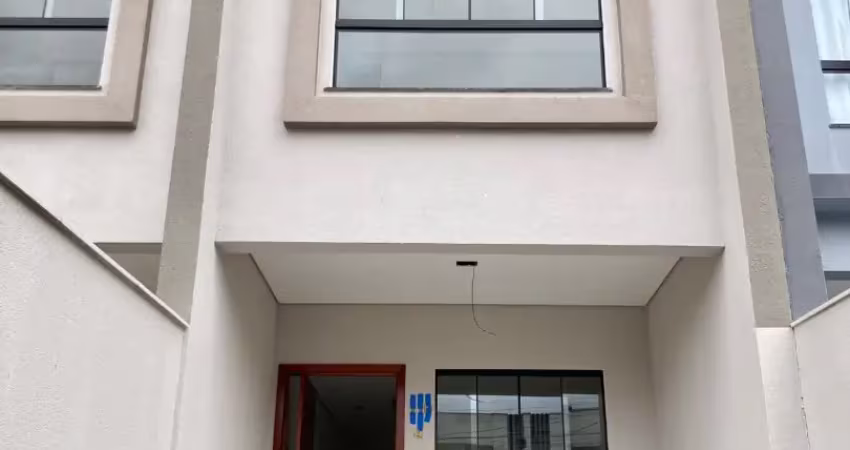 Lindo sobrado geminado novo com piscina e 3 quartos no costa e silva