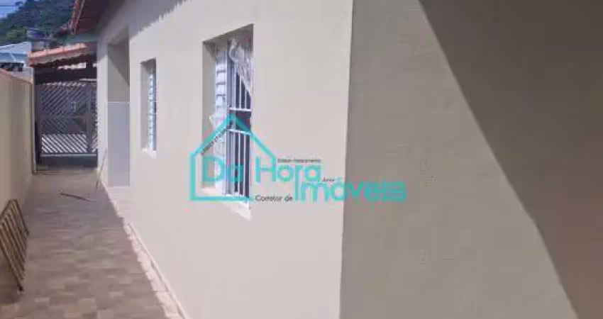 Casa com 2 quartos à venda no Balneário Cascais, Mongaguá 