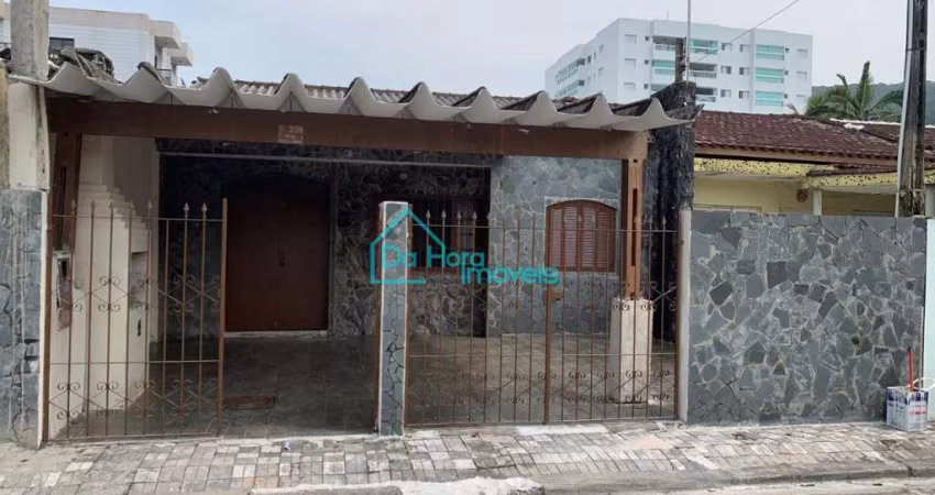 Casa com 4 quartos para alugar no Centro, Mongaguá 