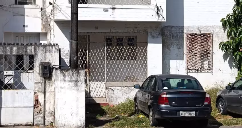 Vendo apartamento em sobrado no bairro dos coelhos, por 220.000,00