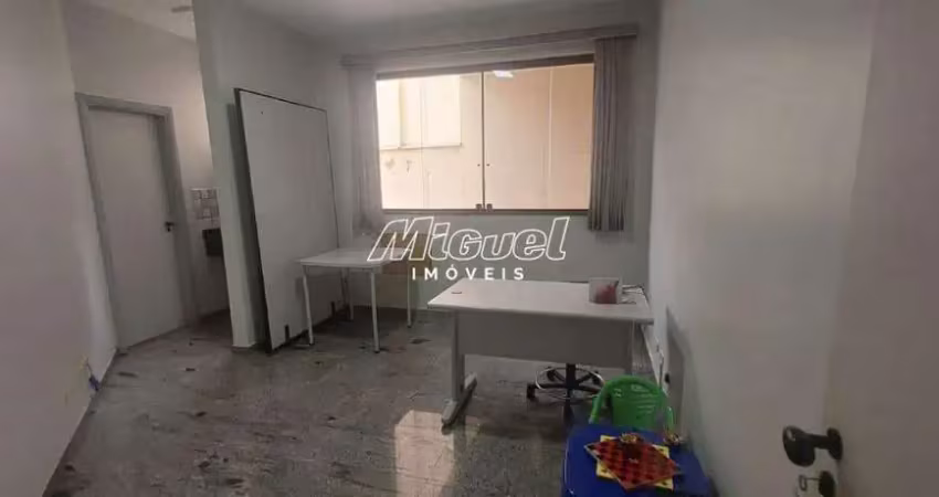 Sala comercial para alugar na Rua Santo Antônio, Centro, Piracicaba