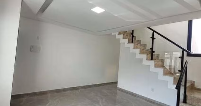 Sobrado novo à Venda 03 dormitórios  Mogi Moderno