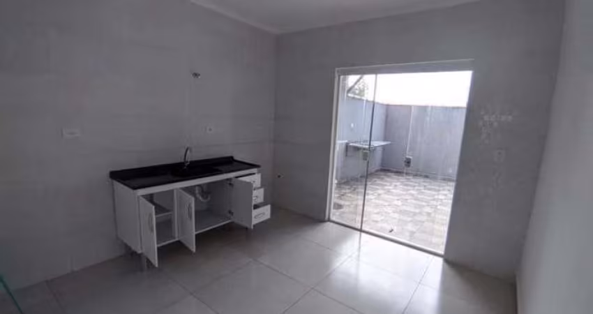 Sobrado à Venda no Jardim Nathalie com 2 dormitórios, 2 suítes, 1 sala e 2 vagas!