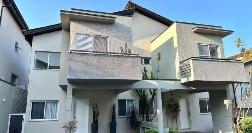 Sobrado para Alugar com 180m², 3 dormitórios, 1 suíte, 1 sala e 2 vagas!!!