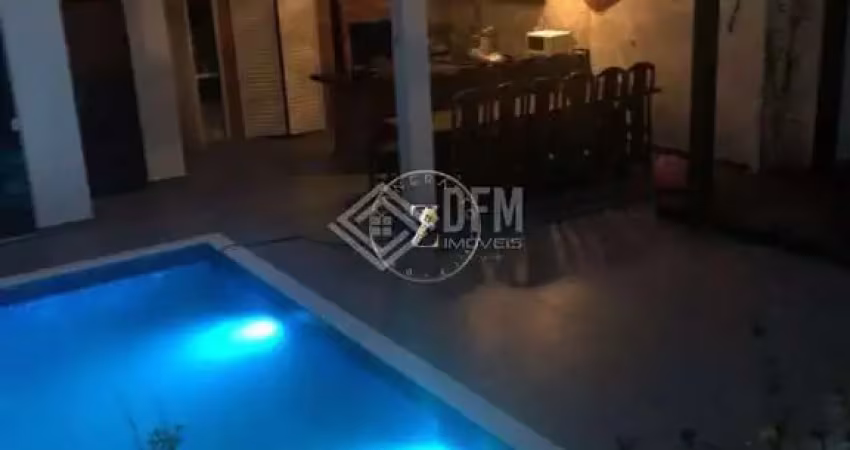 Casa em condomínio fechado com 3 quartos à venda na Estrada do Itapeti, 100, Parque Residencial Itapeti, Mogi das Cruzes