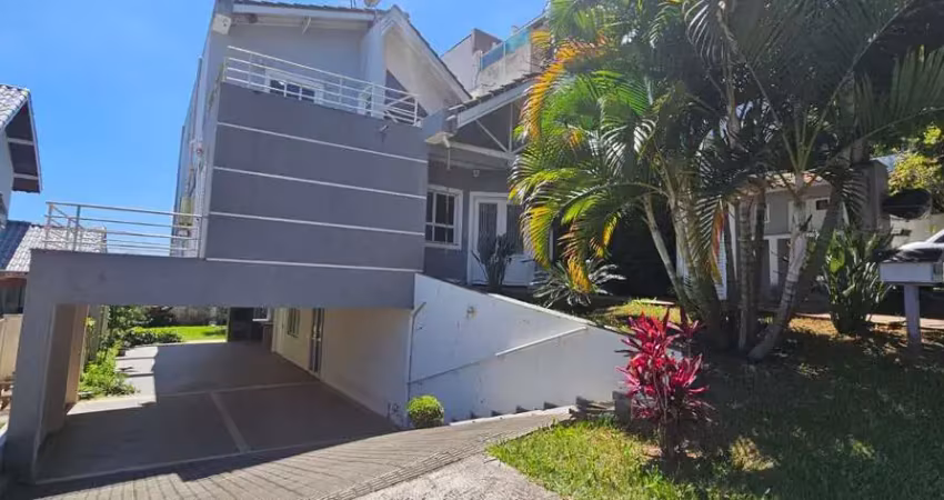 Casa em condomínio fechado com 4 quartos à venda na Estrada do Itapeti, 100, Parque Residencial Itapeti, Mogi das Cruzes