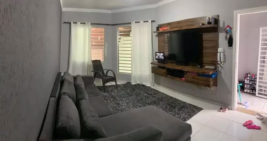 Casa com 2 quartos à venda na Avenida Francisco Ferreira Lopes - endereço referente ao bairro, 396, Vila Lavínia, Mogi das Cruzes