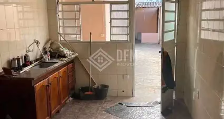 Casa com 4 quartos para alugar na Rua Victor Carrieri - ATENÇÃO - O endereço não representa a localização exata do imóvel, 100, Conjunto Residencial Álvaro Bovolenta, Mogi das Cruzes