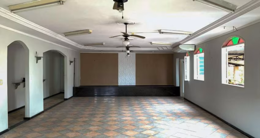 Imóvel Comercial para Venda em Cataguases, Leonardo, 1 dormitório, 2 banheiros