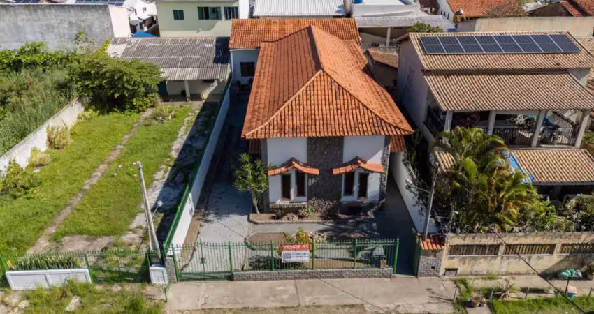 Imóvel comercial para venda em araruama, centro, 1 dormitório, 2 banheiros, 1 vaga