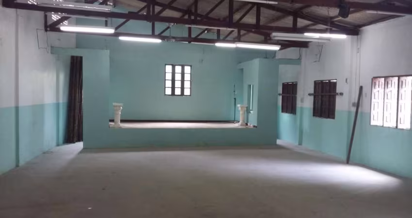 Sala Comercial para Venda em Salvador, Cajazeiras XI, 1 dormitório, 2 banheiros