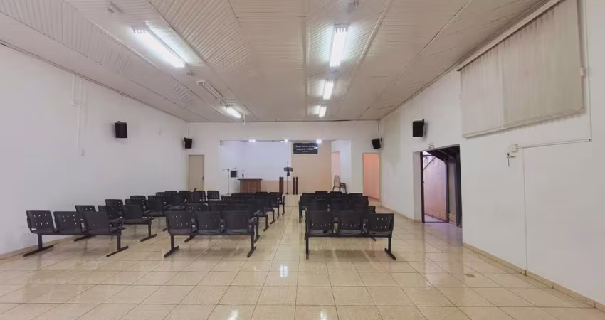 Imóvel Comercial para Venda em Dois Córregos, Vila Santo Antônio, 2 dormitórios, 2 banheiros