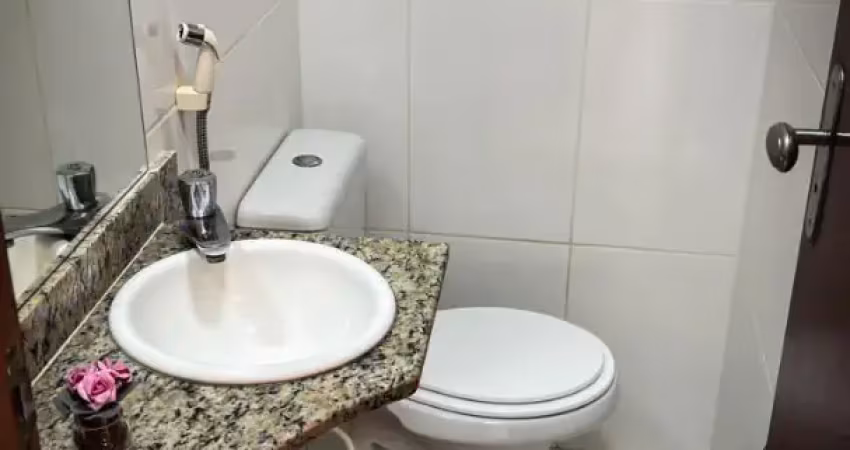 Excelente casa duplex em condomínio a 3 minutos da praia de ipitanga
