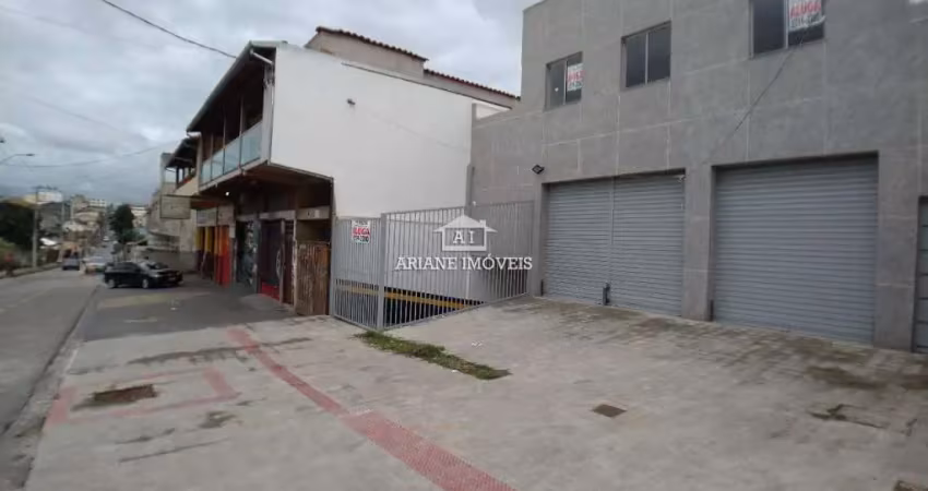 Sobre loja com aprox. 250m² para locação no pedra azul