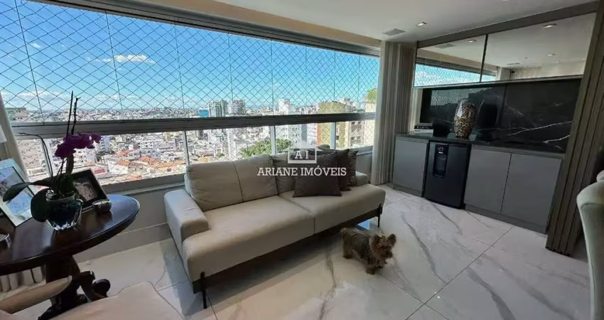 Excelente 04 quartos reformado com 164m² e vista deslumbrante de belo horizonte!