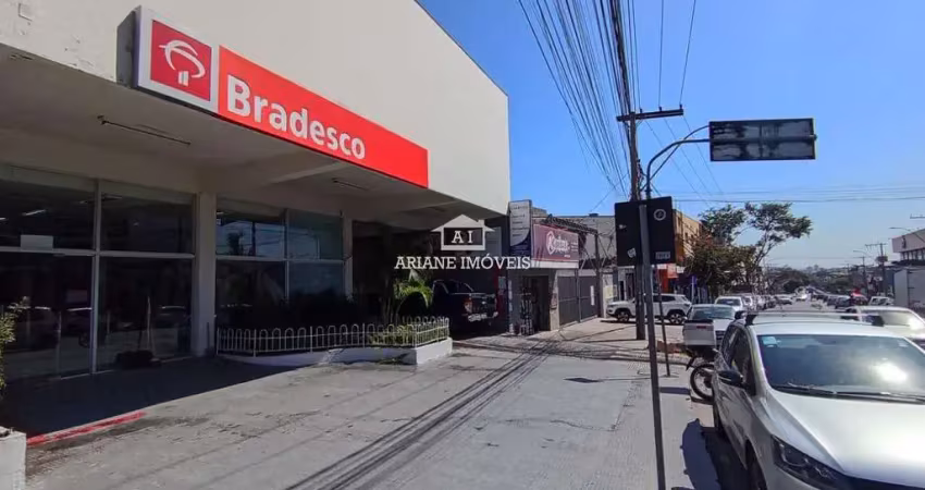 Sala com aprox. 36m² para locação no glória/alipio de melo