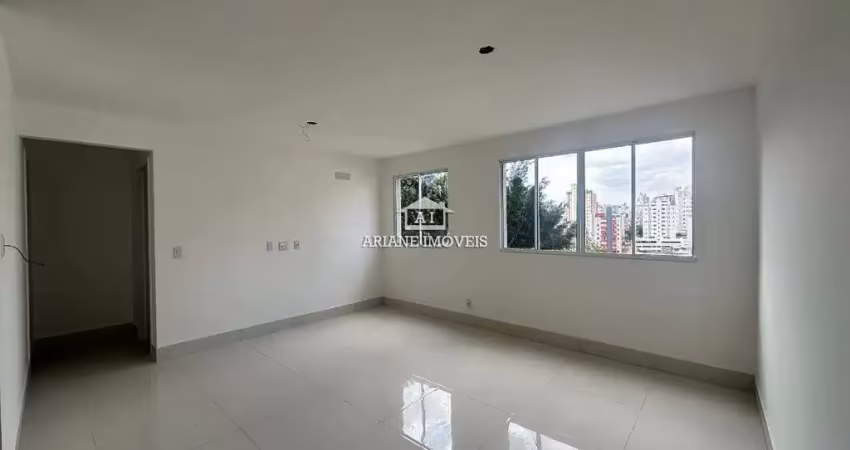 Apartamento novo com 2 suítes, 2 vagas no vila paris