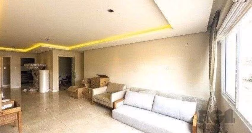 Vende-se excelente apartamento 2 suítes, 2 vagas cobertas com depósito - 116m² -