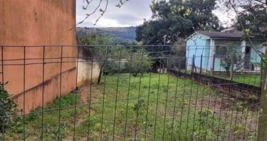 Terreno em Porto Alegre, no bairro Vila Nova, à venda.