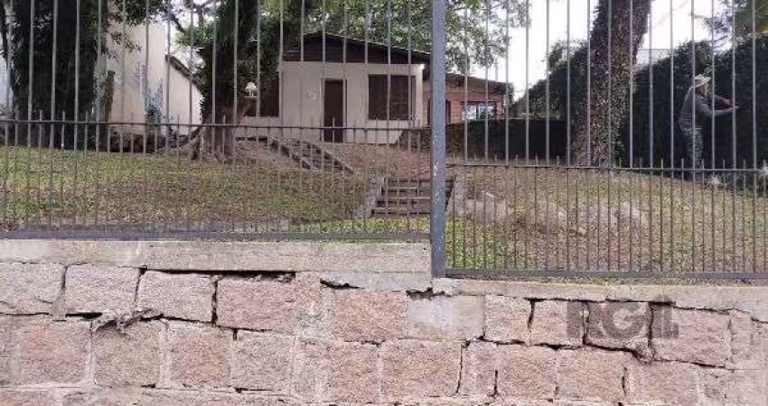 Terreno em Porto Alegre, no bairro Tristeza, à venda.