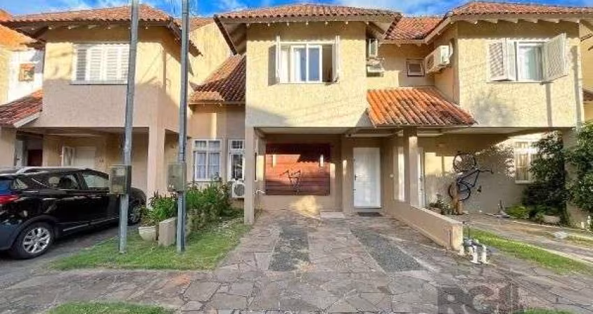 Casa em Porto Alegre, no bairro Campo Novo, com 3 dormitório(s), e 3 banheiros,