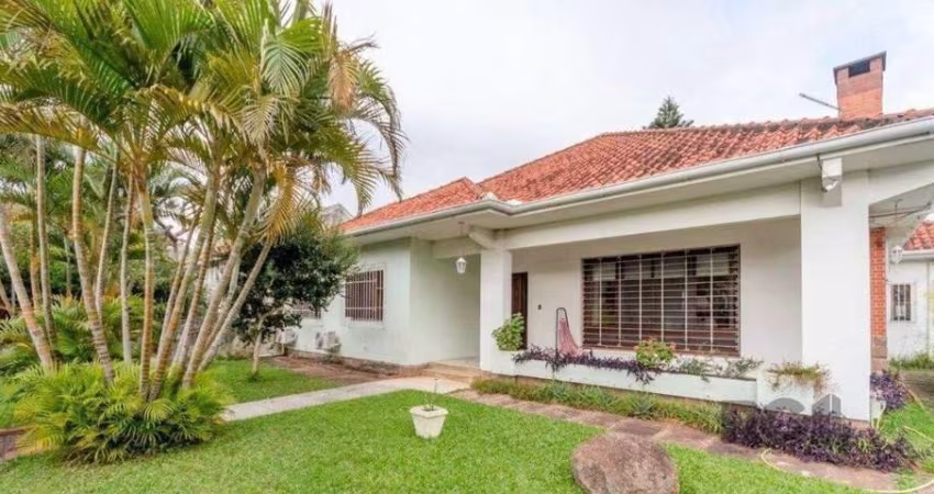 Casa 3 dormitórios à venda Tristeza Porto Alegre/RS