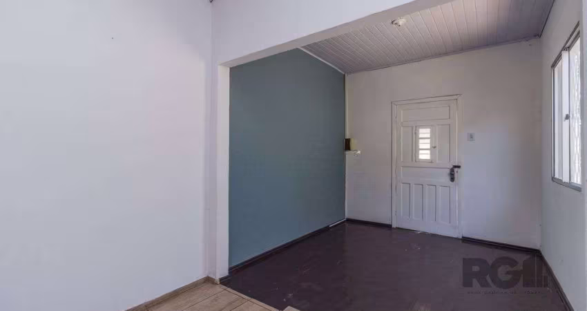 Casa de 5 dormitórios no bairro Sarandi