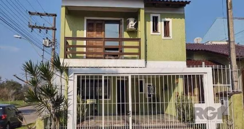 Casa para Venda - 167m², 3 dormitórios, sendo 1 suites, 7 vagas - Hípica