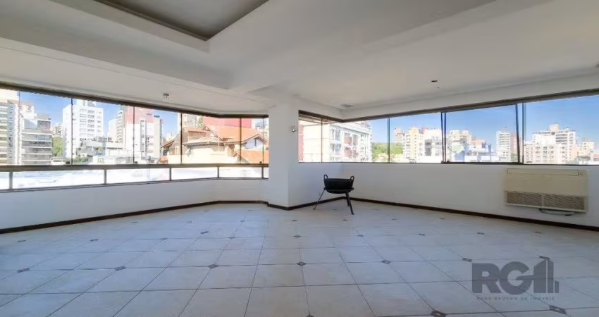 Cobertura com 222m² privativos, 3 quartos, 1 suite, lareira, piscina, 2 vagas no