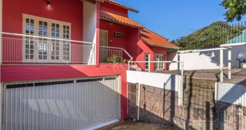 Casa 3 dormitórios à venda Tristeza Porto Alegre/RS