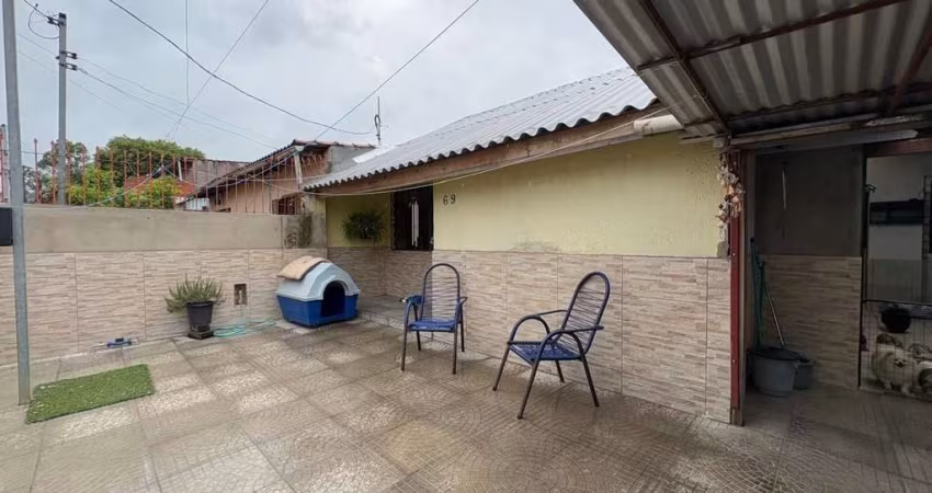 Casa no bairro Restinga - 3 dormitórios